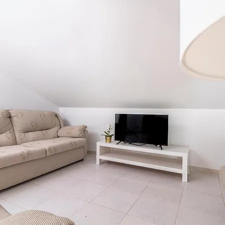 Apartment Nazare Cosy 2Br Near Beach Nazaré
